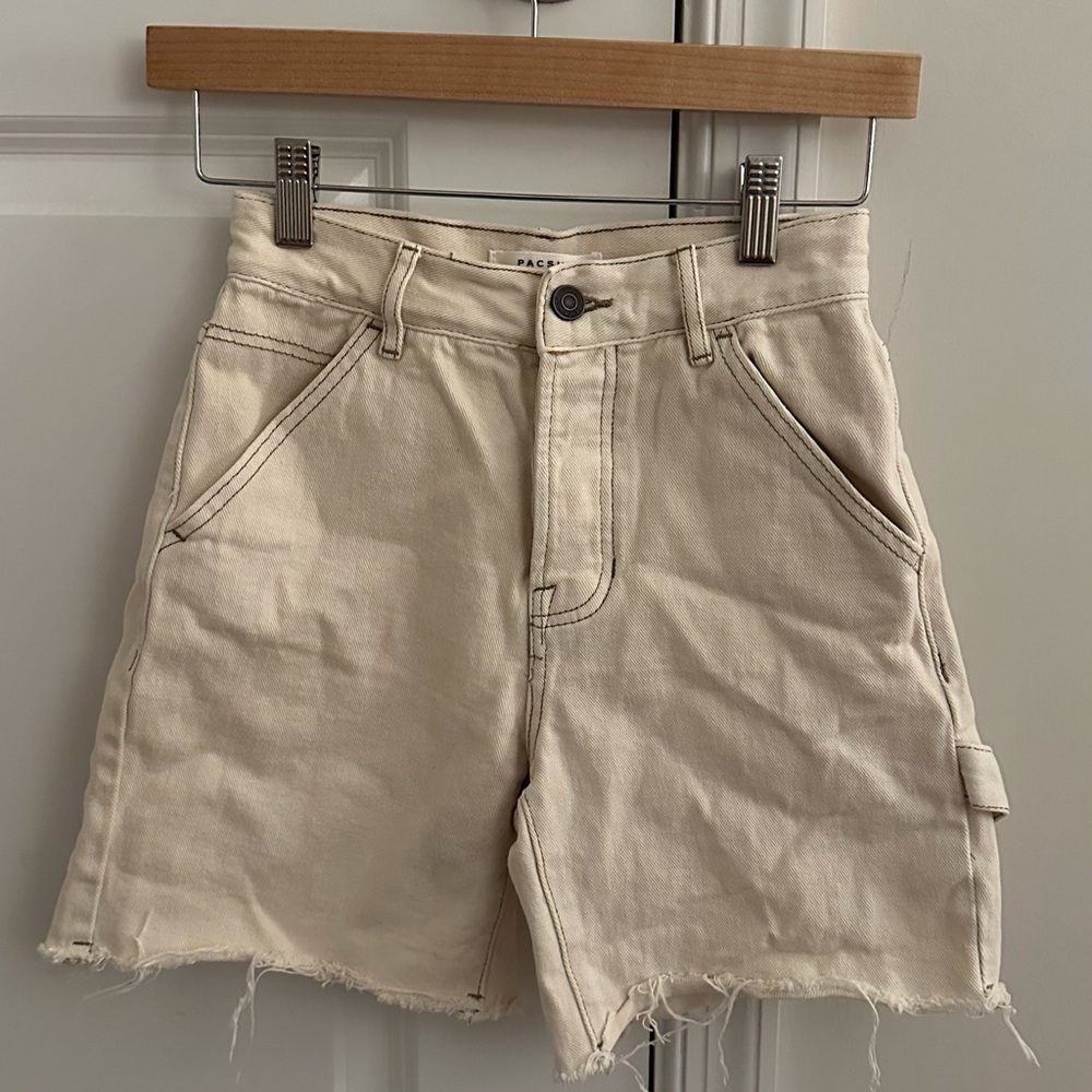 PacSun Women's Cream Shorts